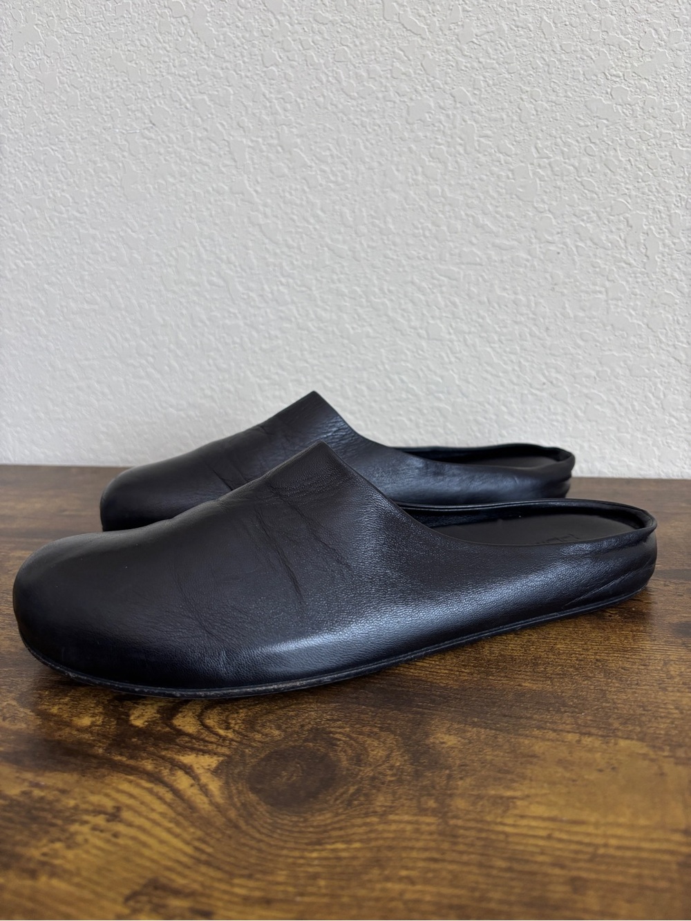 Pomme D’or Italian Soft Leather Slip On Flat Mule Clogs